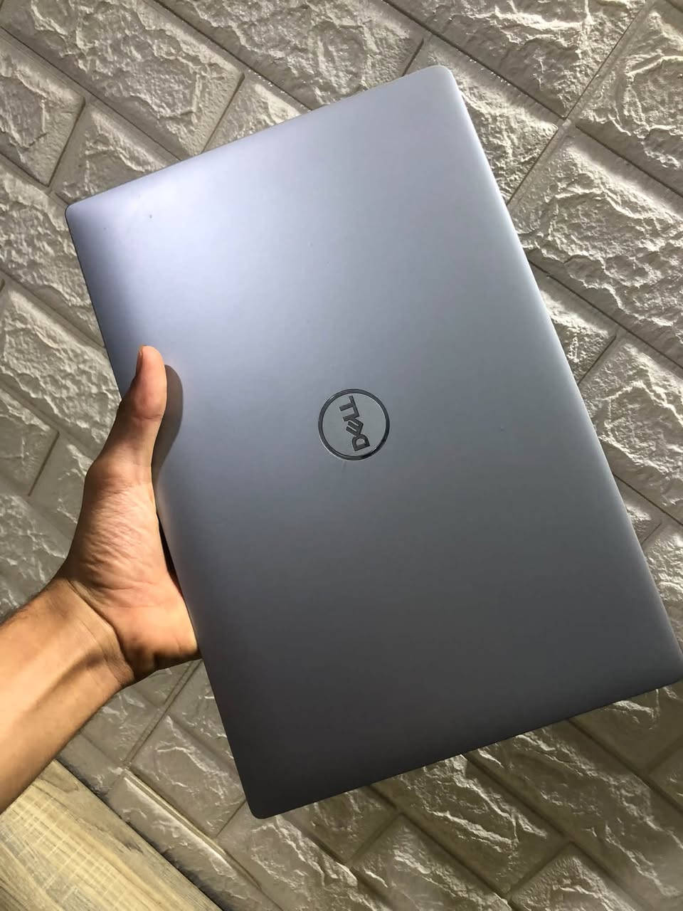 السلام عليكم
لابتوب بشاشة لمس حجم 14 يحتوي على المواصفات التالية 

معلومات الجهاز (Device specifications):

• اسم الجهاز: dell-5420

• المعالج: 11th Gen Intel(R) Core(TM) i7-1185G7 @ 3.00GHz (1.80 GHz)

• ذاكرة RAM المثبتة: 16.0 غيغابايت (15.4 غيغابايت مستخدم)

• بطاقة الرسومات: Intel(R) Iris(R) Xe Graphics (128 ميغابايت)

• مساحة التخزين: تم استخدام 68 GB من 477 GB

• نوع النظام: نظام تشغيل بإصدار 64 بت ومعالج يستند إلى x64

• القلم واللمس: دعم اللمس مع 10 نقاط لمس

معلومات Windows (Windows specifications):

• الإصدار (Edition): Windows 11 Pro

• الإصدار (Version): 25H2

الجهاز جدا نظيف وشرط الفحص 

(بسعر 375الف) وبي مجال قليل 

مع الحقيبة الخاصة به وماوس جديد

للتواصل على هذا الرقم 

‭***********‬
