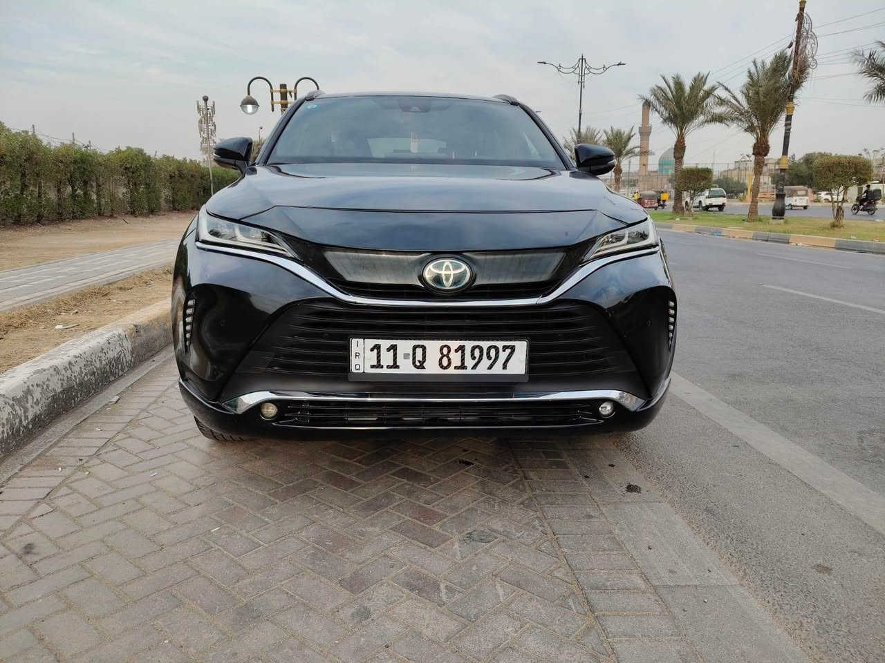 تويوتا فينزا 2023 هايبريد مواصفات XLE
محرك ٤ سلندر حجم 2.5 هایبیرد 
السعر 187 بيع فقط 
تبديل بنيد فقط الشاصي بيه بارد قليل صور الحادث موجوده
ماشيه‌ 50الف فور ویل AWD -
شاشه‌ كبیر و لمس -
تبرید لمس تبرید مركزي -
بصمة تشغیل , بصمة ابواب  
ـ كشن كهرباي 
كشن ميموري
كشنات جلد-
سترین كهرباي , خزن
سستم JPL
ـ نظام قیاده‌ ٣ 
 اوتو هولد -
ـ بریك بصمة 
ـ وایرلیس جارج 
 كیج الكتروني-
 ـ رادار امامي , جانبي , خلفي  
رادار خط مسار-
حساسات امامي و خلفي -
ـ المریا جانبية كهرباي , ایشارة , هیتر 
 صندوق كهرباي -
ـ لایتات لید امامي و خلفي اوتو 
 ـ ویل كب بلادي
للاتصال ***********
