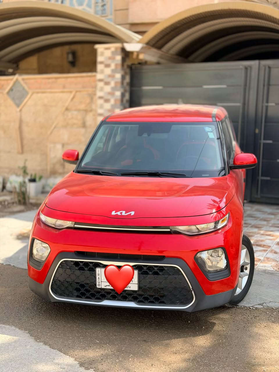 🚗 للبيع | كيا سول 2022 🔥

✨ فئة S – ويل كب
💰 السعر مناسب

📌 رقم بابل باسمي – تحويل مباشر
📍 السيارة موجودة في الحلة

🔹 المحرك: 2000 دوش
🔹 الممشى: 40 ألف ميل
🔹 مشت بالعراق: فقط 6 آلاف ميل
🔹 الوارد: أمريكي
🔹 الحالة: كلش نظيفة وعلى إيدي
🔹 المواصفات: عادية
🔹 بجم كبس
🔹 بدون إيرباك

🛠️ الحادث: خلفي وبسيط جداً
▫️ ربع الجاملغ الخلفي صبغ فقط
▫️ صور الحادث موجودة بالمنشور للتوضيح

✅ سيارة نظيفة ومستخدمة استخدام شخصي
✅ رقم بابل وباسمي
✅ التحويل مباشر
✅ السعر مناسب للشراي 
✅ غير متواجد على الانترنيت الشراي يتصل

📍 الحلة – بابل

📞 للاستفسار: ***********
