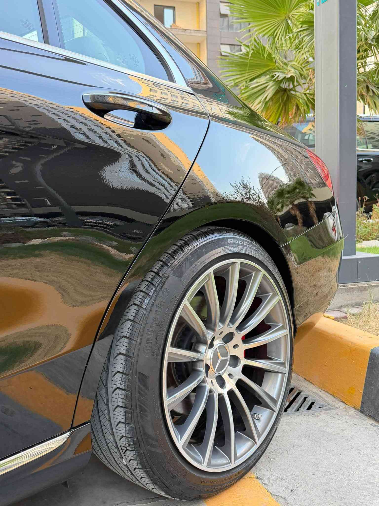 السلام عليكم
للبيع Mercedes C300 2021
سلايد
ماوس
داخل الوان ٦٤ لون 
كشنات تدفئه
كشنات كهرباء
رادار امامي
رادار خلفي
نقطه عمياء
كيجات دجتل( ٣ ثيمات) 
جنطه كهرباء
لايتات زينون ٨ عدسات
اوتو بارك
تحديد مسار
سستم سماعات برومستر
كار بلي
شاحن وايرلس
بصمه ابواب
بصمه تشغيل
داخل بيج
ويل 18

ماشيه 50الف
السياره وارد امريكي كلين تايتل ( بدون صبغ وبدون بارد وبدون تبديل ) تقرير مياه امطار
السعر 18.800$
مكانها اليرموك
للاتصال ***********
