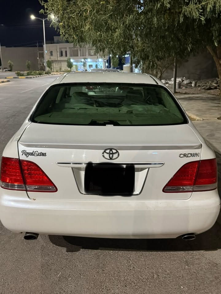 موس بچوک بە بجوکtoyota crown 180
ئالتونی بازار 
بێ مەسرەف 
کۆد دار 
گێرو مەکینە بەشەرت 
سەیارەکە کوێرە بێ مواسەفات 
بێ چال و شوخت 
واتە بەسمە نیە 
پارەی براوەیەکە 
٥٧$ مەعمەلەیەکی زۆر کەم 
شوین کەلار
***********
