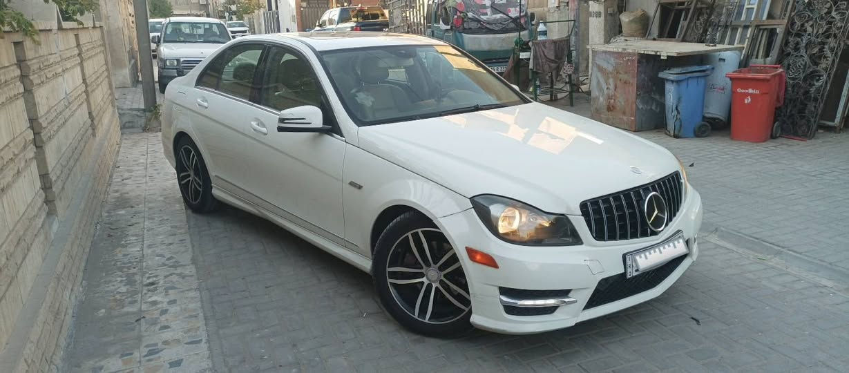 Mercedes-Benz C300 2012
-------------------------------------

#السعر125$ وبيه مجال بسيط او مراوس حسب القناعه 

#رقم الهاتف :***********

#رقم السيارة : بغداد الدولي جديد  

مكان السيارة : بغداد 

-------------------------------------

سلام عليكم 

 للبيع  مارسيدس C300 موديل 2012 رقم بغداد الجديد   مكفولة بدون ضربة بيه صبغ قطعتين بدون دواخل تبديل جاملغ امامي نفس لون سيارة فول مواصفات 

1_ بصمة تشغيل + ابواب 

2_محرك  +كير  مكفولات ⁦⚔️⁩

3_تبريد قطعتين+ثلاجة⁦❄️⁩

4_كروز سرعة🔒 

5_ داخل بيجي جديده ⚔️⁩

6_مراية داخلية+جانبة عاكسة ⁦🔍

7_تحكم ستيرن ⁦⚔️⁩

8_مري شفط 

9_انظمة قيادة  +سبورت + طبيعي 

10_انارة ترحيب💡 خارجية وداخلية ⁦⚔️⁩

11_شاشة اعطال

12ستيرن كهرباء  

13_ويل 17 بلادي +تخم تاير جديد   💡

14_فورمتك

15_صدر امامي خلفي جديد

16_ سونار مرفق بل منشور

17 محرك 6 اسلندر عقل ليفوك 

18_لايت داينمك LED 

19_كشنات كهرباء +خزن ذاكرة 

20_فتحه بنراما

21_حساسات امامي خلفي 

22_كاميرا خلفية   

 

-------------------------------------
