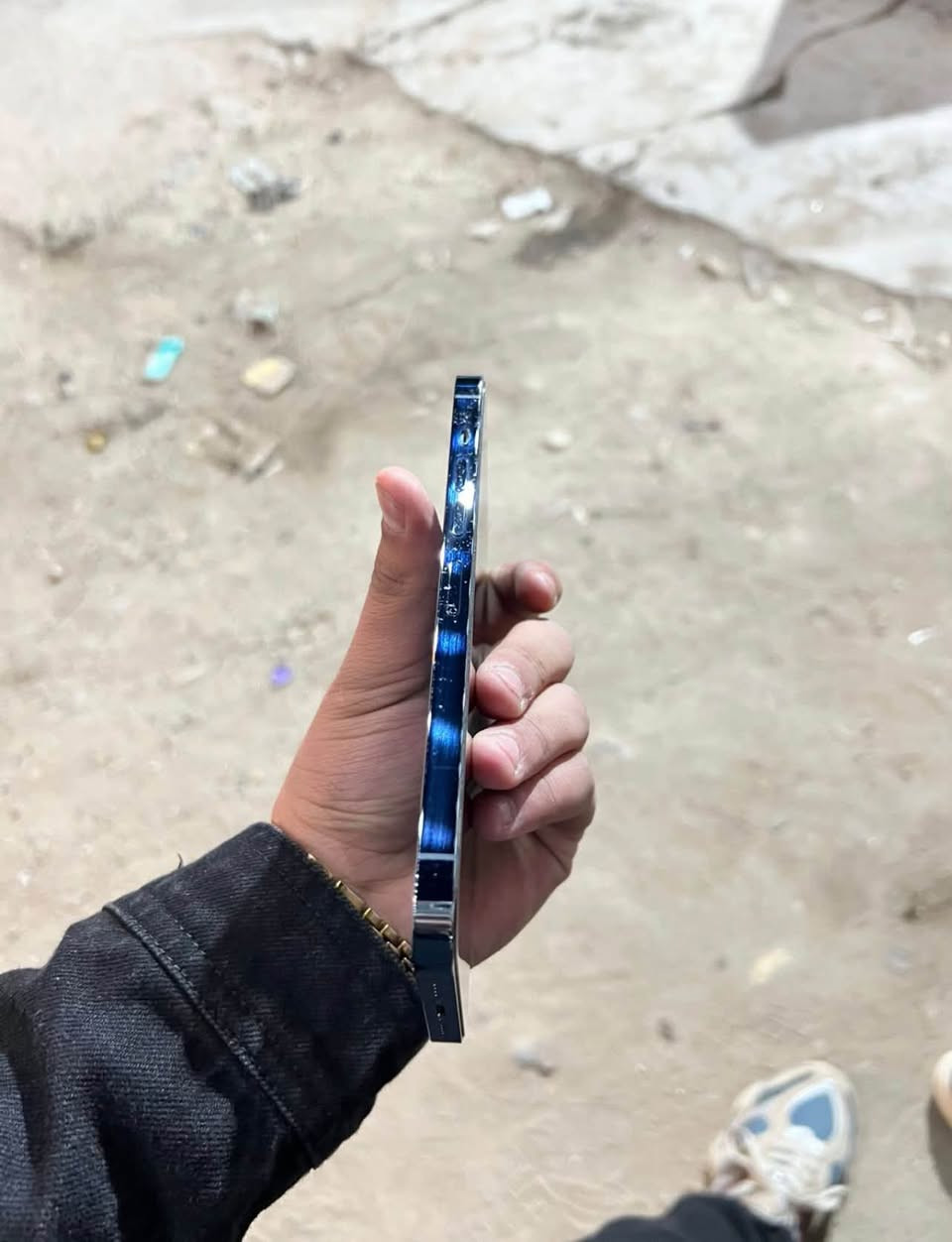 للبيع نجف
ايفون 13 برو ماكس
لون البحري اللون المميز
البطاريه 82 بلادي شحنه فول
الجهاز مبدل قطعه وحده هيه لوحه من شركه اصليه
باقي الجهاز نضافته 100% من شاصي شاشه كله فول
السعر 600 بي مجال للطبين قليل رقم الواتساب ***********
