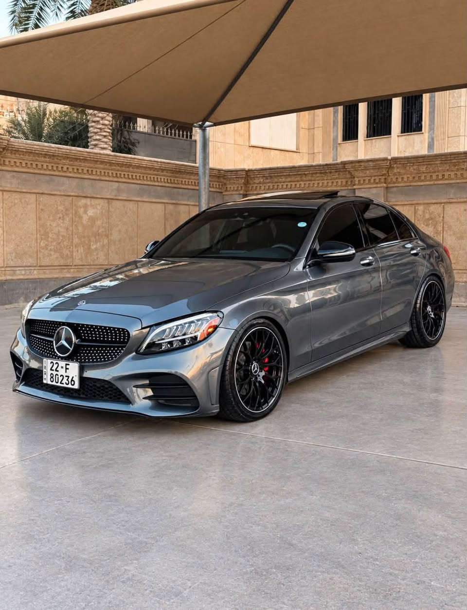 السلام عليكم
للبيع C300 2021 
(تو ويل)
 
رقم اربيل باسمي

السياره بدي كت AMG اصل

                                 (Night Edition)
 
ويل 19 تو سايز مع تخم تاير (Run-Flat)
 
دركة مال G63 

كيجات ديجتال + شاشة كار بلي

سستم سماعات 

كشنات كهرباء + تدفئه

لايتات داينمك ٨ عدسات

بك لايت ليد

رادار امامي +رادار خلفي 
نقطه عمياء
بصمه تشغيل+ بصمه ابواب
صندوق كهرباء
كامرا خلفيه دواره

ماشيه 65 الف 

السياره وارد امريكي حادثها جاملغ امامي فقط بدون دواخل 
( ايرباك راجع سستم شرط الفحص) 

كير ومكينه مكفولات من الفتح والتبديل

مكانها بغداد / الكرخ

للاستفسار:

‏‭***********
