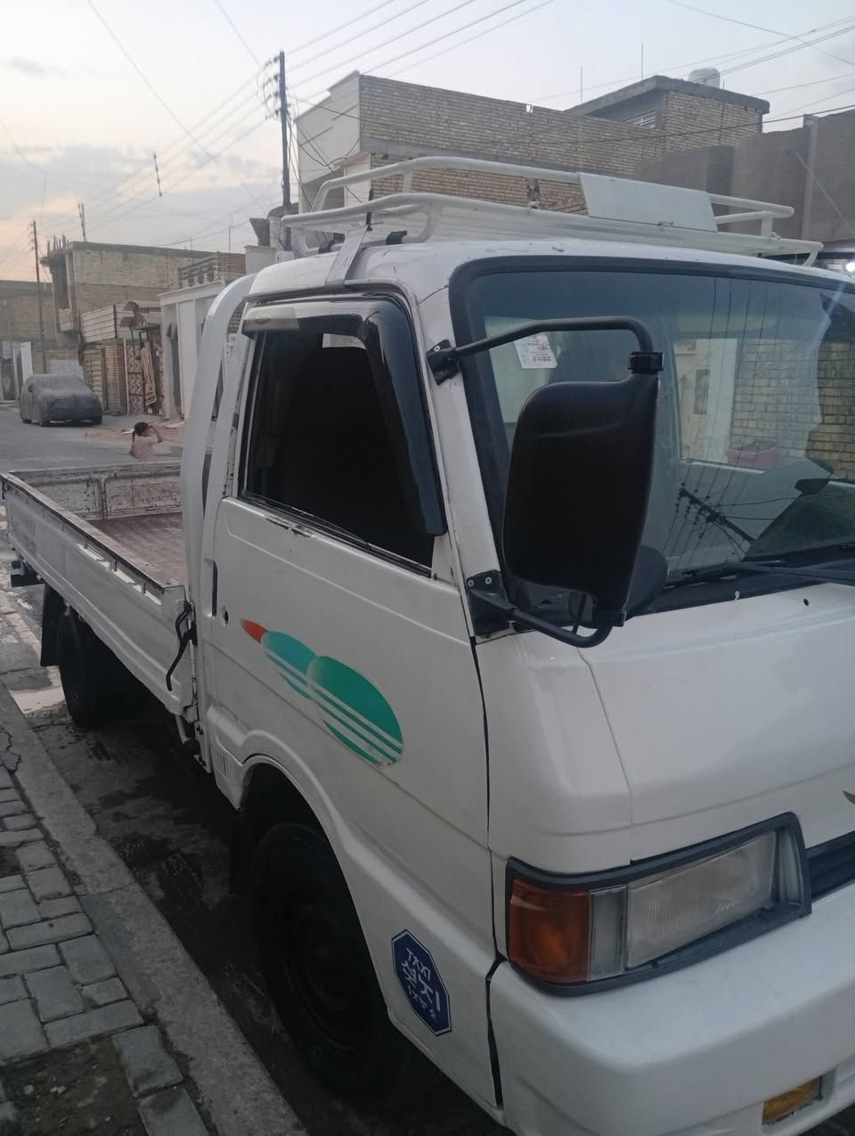 سلام عليكم كيا حمل البيع 8جنكال رقم بغداد مشروع وطني مكينه وكير واكسن وحداديه وشاصي وكهربائيات كفاله موديل 94 عنوان بغداد شماعيه والاستفسار على هاذا رقم ***********
