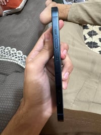 ايفون ١٣ عادي • للبيع • واتساب