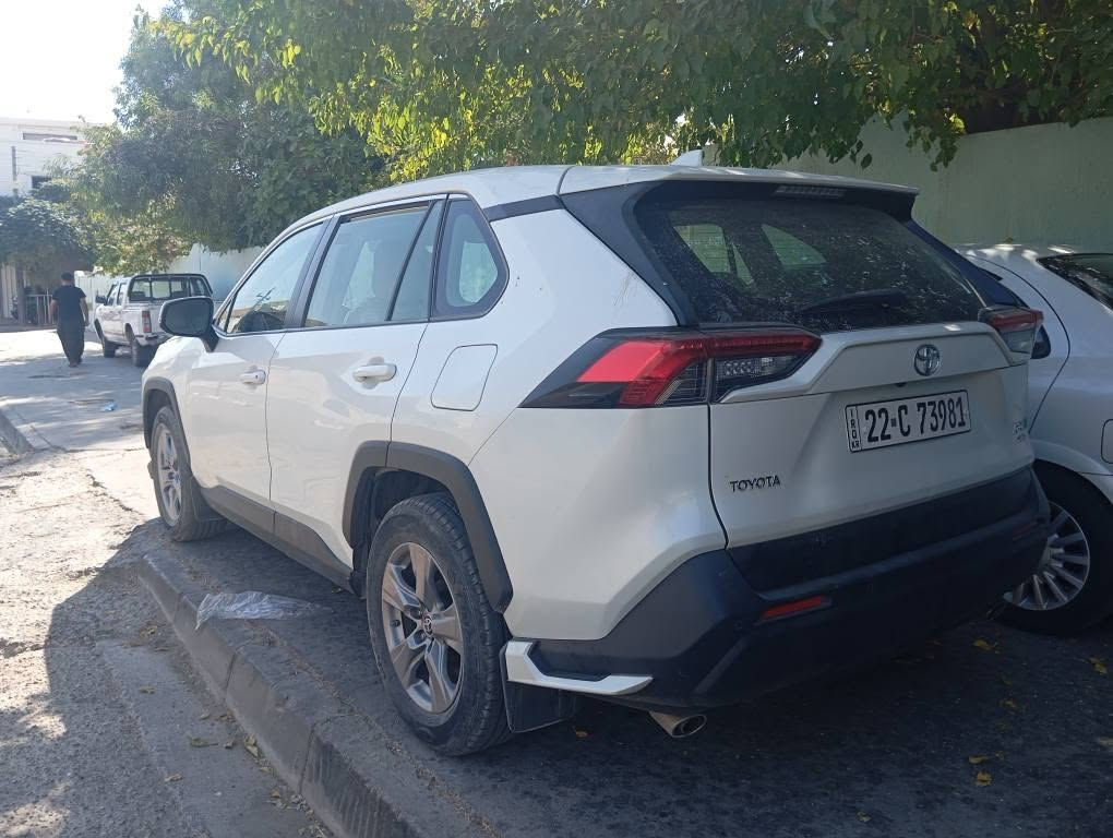 ڕاف 4 2022 خلیجی
تەنها یەک دەرگای بۆیاخە بەبێ ناوگرتن 
سێ گێڕ. عادی . نۆرماڵ . سپۆرت
هەموو شتی تازەیەو بەناو خۆمە
بەسمەو ناو زەردوو پێشوو پشتی کامێراو حاسەیە
تەحدید سورعەو ڤۆلیۆم و زۆر شتی تر 
***********
*********** شمشمل, السليمانية
