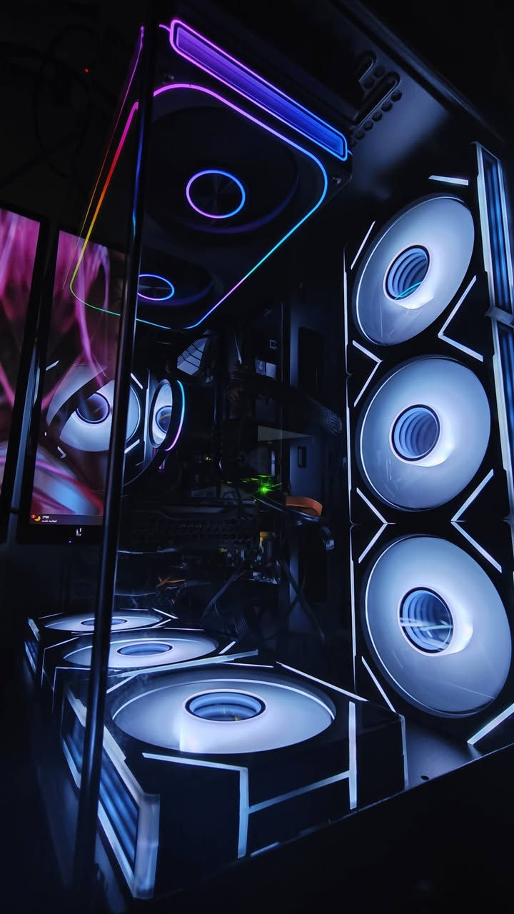 السلام عليكم
Pc جاهزة وكاملة من كلشي حرفيا
للبيع 
تفاصيل الكيس
cpu: R7 5800x + تبريد مائي 240 RGB
GPU: RTX 3050 8GIGA 2fan
RAM: 16 giga 8x2 corser 3200hz
Ssd: 1T m.2 nvme
Hdd: 3T 
M.B: asroke b450 
Power supply: ما متاكد منه بس اعتقد 750
Case: 7 fan زجاجي حجم فول تور
تفاصيل الشاشة 
34 inch
2k 
180 hz
Va
8bit
0.5 ms
Cerv
Rgb
الملحقات الاخرى
ميز حرف L 60x120x100
شاشة حجم 19 عادية 60hz
حامل شاشة 
جوستك بلي4
قطعة بلوتوث
سماعات ريددراگون واير ليس 7.1 
ماوس ريددراگون m801rgb
كيبورد ريددراكون ياما
يو بي اس 2000va يحتاج تبديل بطاريات
ماوس باد 40x90
كرسي گيمنك جدا مريح مع قاعدة طبية منفصلة 
دراكسون PXN V9 ستيرن + كير 6نمر + دواسات
سماعات شكل تريلة بلوتوث 

حساب ستيم 
بتل فيلد 1 
بتل فيلد 3
بتل فيلد 4
بتل فيلد v
بتل فيلد 2024
فيفا 2026
ببجي ستيم 
ذا ويتشر 3
فورزا هورايزن 5 
فار كراي 3
وور ثاندر
Budycam
محاكي شاحنات
محاكي شاحنات نسخة امريكية
اساسن گريد اوديسي
اساسن گريد يونتي
وبعد العاب ثانية

هاي كل التفاصيل يعني حاسبة تاخذه منا تشغله منا ما تحتاج تضيفله اي شي نهائيا
تجي تفحص بيدك قطعة قطعة 
نقص بيه برغي واحد بس اللي يلزم هارد النظام 
فقط هذا النقص اي شي ثاني تاخذ بلاش

ابيع كامل اخيك اخيك لا تكولي تبيع الكارت او تبيع فقط كيس 
ابيع كااااامل 

السعر مليون و 600الف مجال بسيط على كد الجية
تواصل 
*********** واتساب او اتصال 
الفيس ما موجود علي دائما
