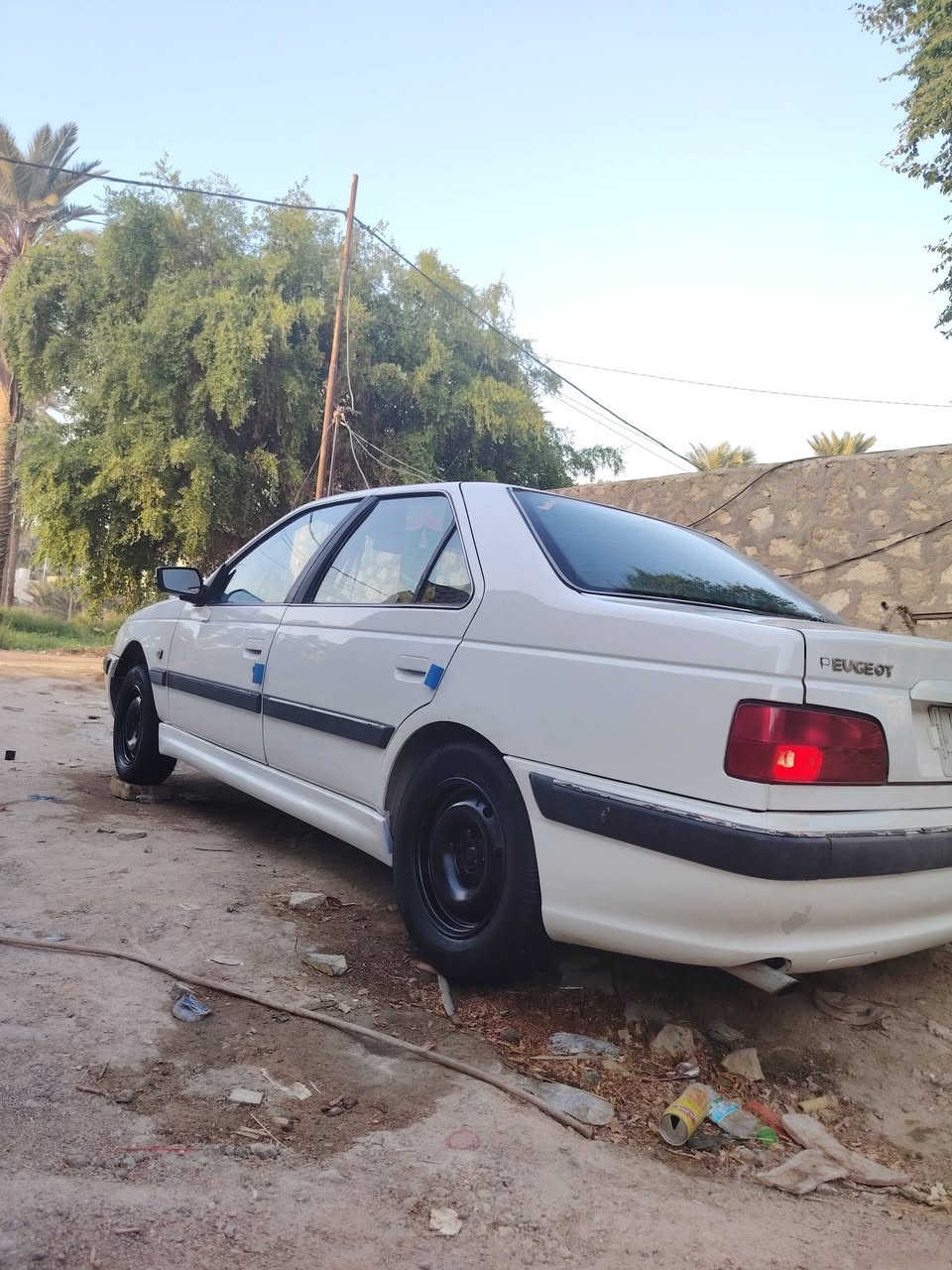 بيجو بارص موديل 2015 رقم انكليزي نجف سنويه مجدده 2030 مكفوله سعر 48 وبيه مجال رقم للأتصال ***********
