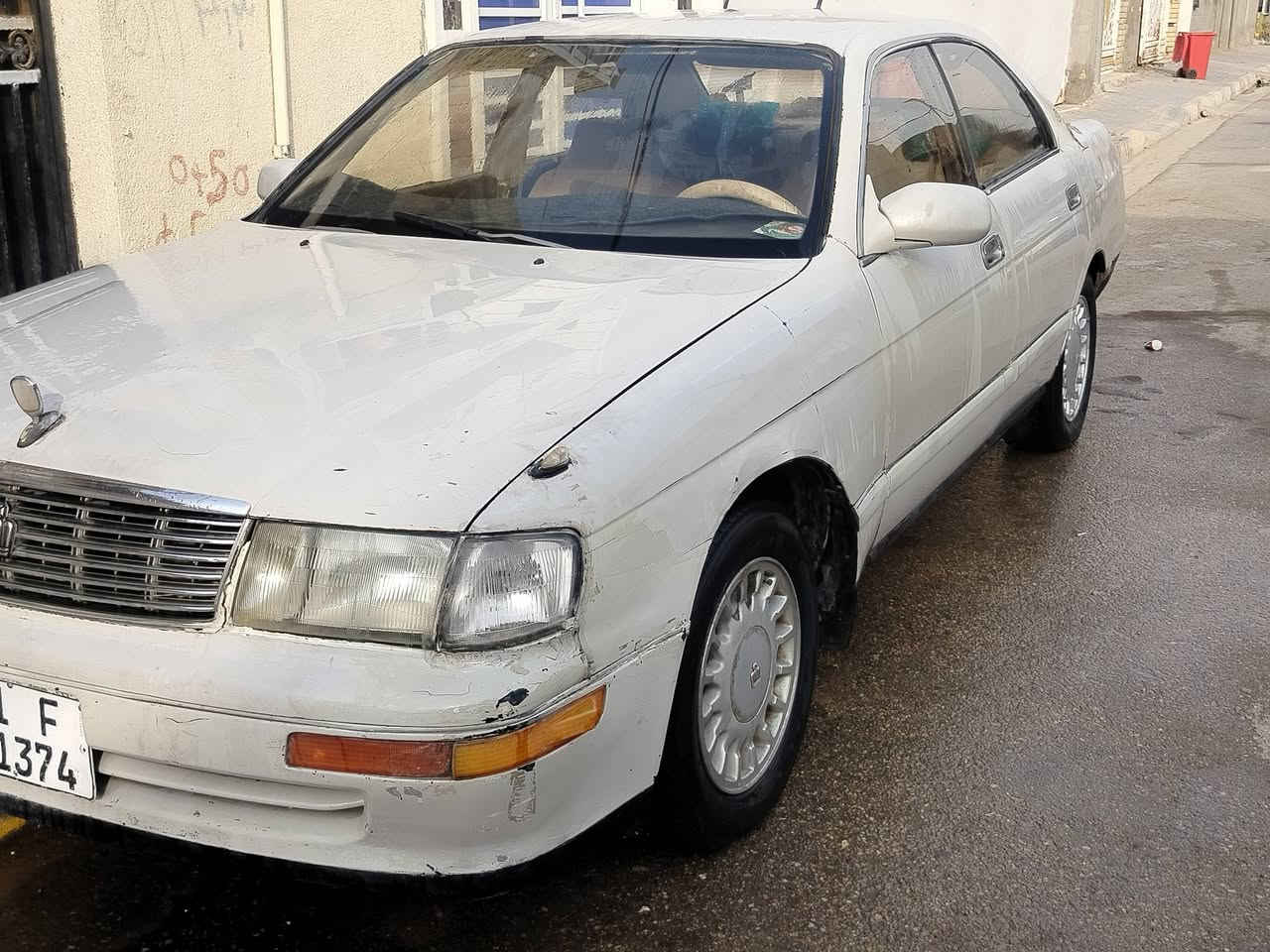 سلام عليكم
بطبه متصل رقم بغداد دولي بسمي مداور مباشر هوه جديده سنويه 2029 
#تفاصيل السياره 
كير ومكينه اكسل وكاردن كفاله 
حداديه خلفي وامامي جديده 
منضومه تبريد جديده وثلج 
داخل السياره نضيف 
تخم تايره جديد 
كهربائيات كله شغاله 
للمعلومه الدعاميه الخلفيه موجوده وجديده ايضا هي والله لايت
#عوزها_صبغ_فقط

مكاني واسط معروضه 37 ورقه وبيه مجال 
***********
