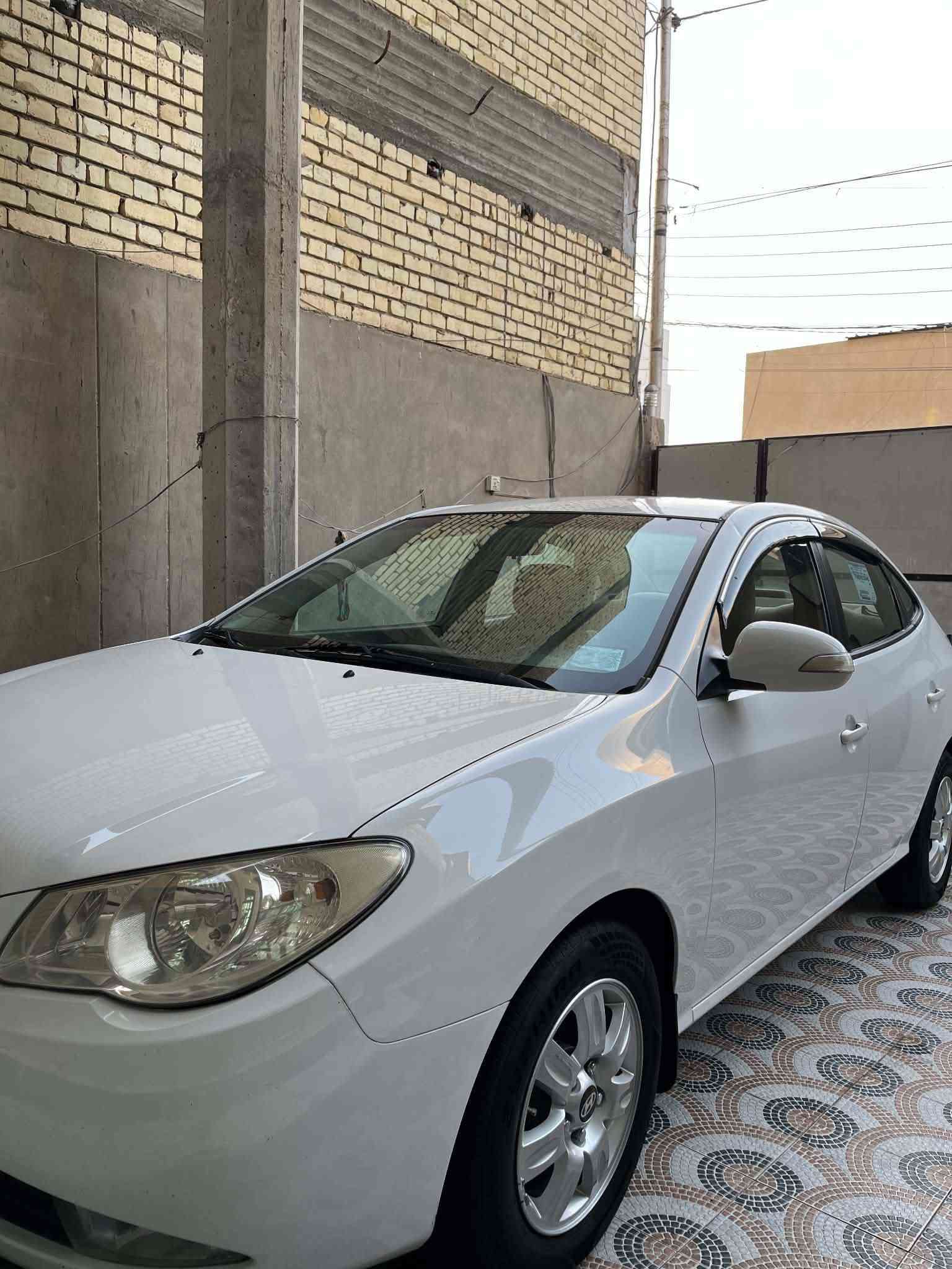 السلام عليكم سياره النترا 2010 للبيع مكفوله مكينه وكير حداديه تخم تاير كله مكفول السياره خير من الله وسنويه بأسمي الى2030 الشراي يتصل على الرقم ***********
