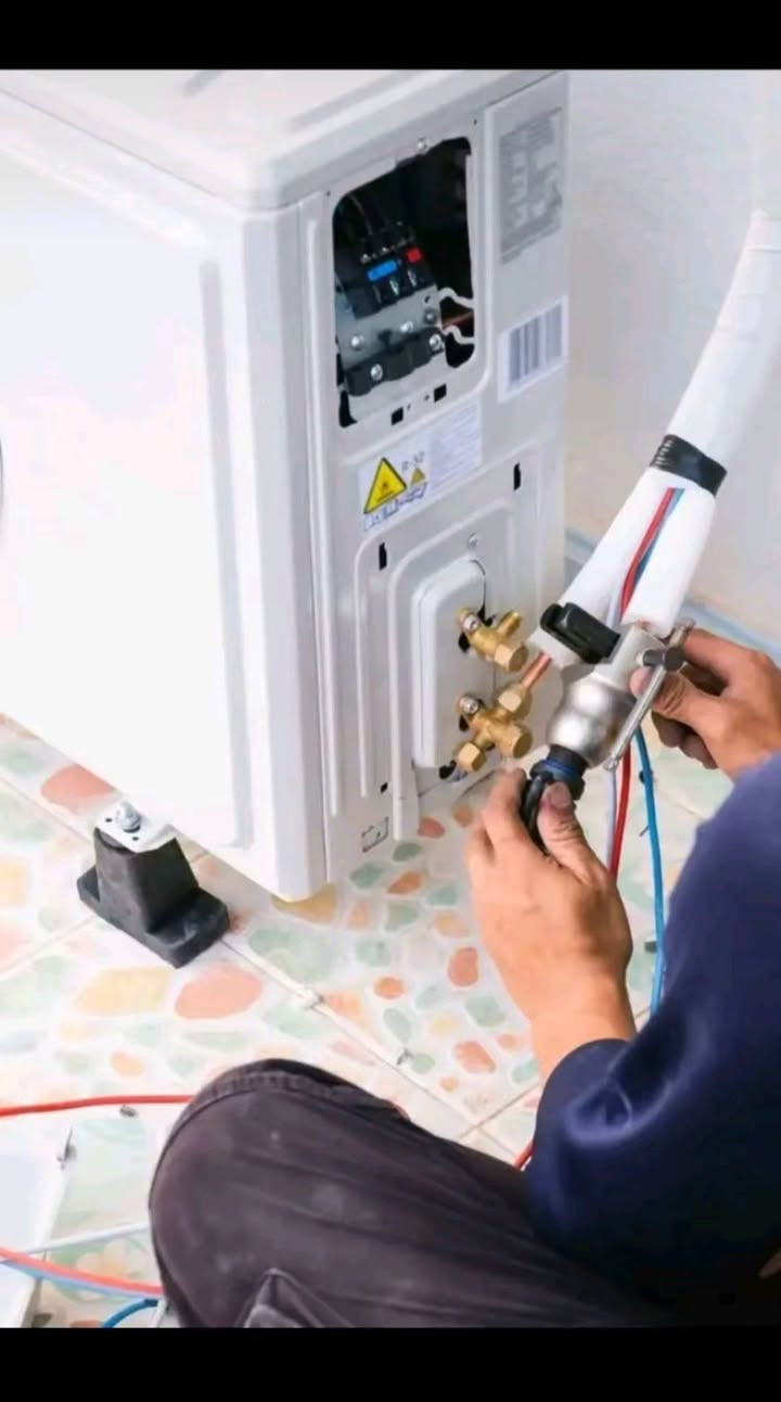 عندك سـبــلت ومـحتاج ـ تنظـيف 
عندك سـبــلت ومـحتتج ـ تنقله 
عندك سـبــلت ومحتآر بــ تنصيبه
عندك سبلت ومحتاج صيانه 
لآ تحـتآر مـآعليك سـوى تتصـل علينه📞 ونجيك للبيت 🌿💞
 💥تنصيب جميع أنواع السبالت ( جداري -كنتوري)
💥صيانة جميع انواع السبالت والمكيفات ( أدامة التدفئة في السبالت ) ⚙️💎
💥شحن غاز مع عمل الفاكيوم 
💥فتح وغسل او تنظيف  جميع انواع السبالت بضمان جودة العمل 
💥عملنا متنقل في جميع مناطق قلعه سكر  كافه   🚐🚐⁩
💥 ضمان العمل 
💥العنوان / قلعه سكر حي العمال بالقرب جامع خشلوك
للاتصال او مراسلة ع الواتساب او زيارة الموقع 👆

***********
الفني حسوني المشلباوي
