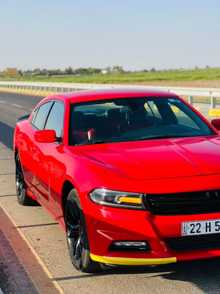 CHARGER SXT  .
جارجر SXT  للبيع  
السياره عليها ادامه كامله بل شركه 
تخم تاير جديد صدر جديد 
باتري جديد 
الرقم اربيل بسمي  
الموديل : 2019 . (خليجي) . 
وكاله #مهند كارز  
السياره كفاله عامه فقط تبديل بيان ٢ اصلي وكاله + صبغ قليل بل جاملغ الخلفي
الون : أحمر طماطي
المحرك : V6.  3.6L . 
السعر :  خاص
المواصفات :
* شاشه كبيرة مع نظام ملاحة GPS .
* الشاشة مع اوپشنات SRT . 
* سستم صوت الپاين مع سماعات پريميوم .
* ويل قياس 20 انج . 
*اكزوز سرعه بلادي
* مقاعد جلد رياضية . 
* مقعد السائق كهربائي . 
* حساسات خلفية . 
* تشغيل عن بعد . 
* محدد سرعة . 
* تلفون بلوتوث . 
* كاميرا خلفية .
* مرايا متحسسة للاضاءة العالية .
* دخول ذكي (بصمة) .
*ماشيه 80 الف

***********/ واسط
