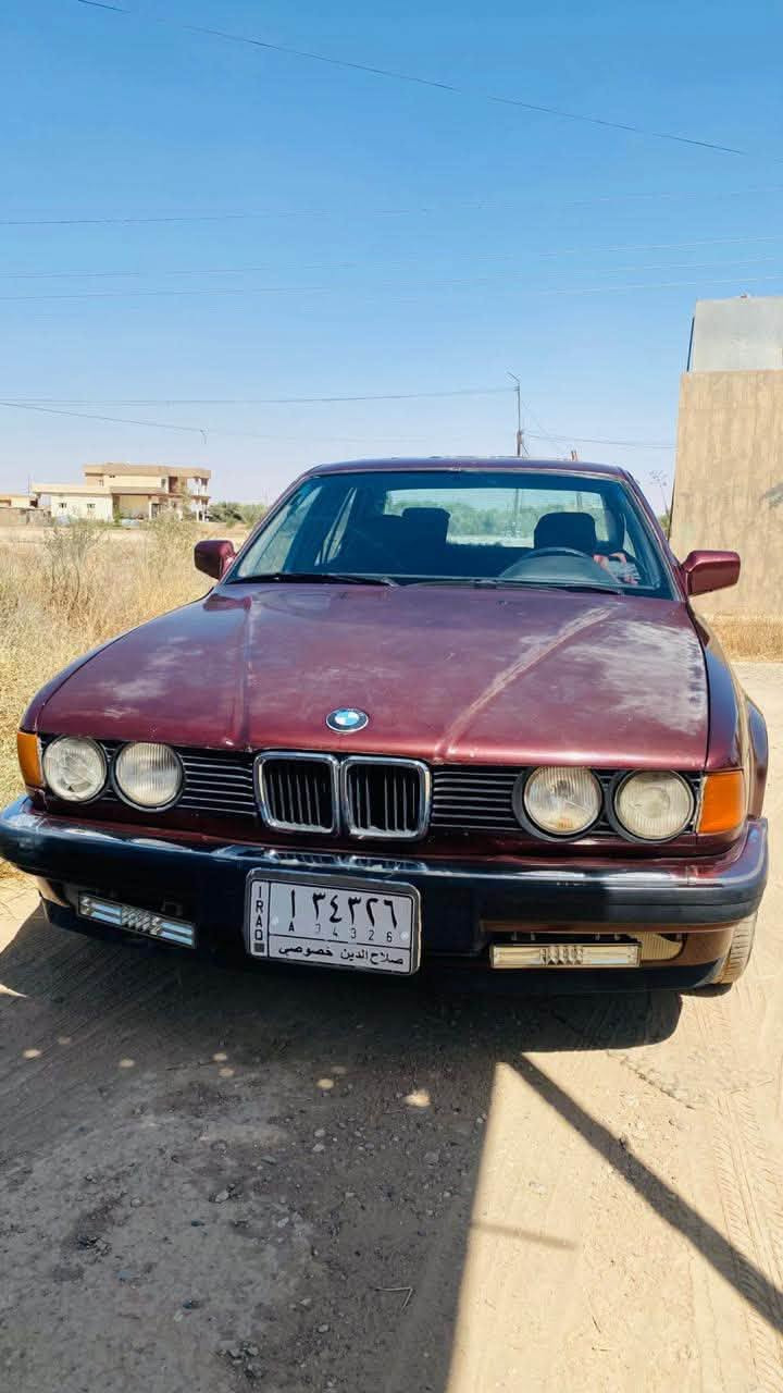 السلام عليكم للبيع BMW 735 موديل1990
محرك كير شرط
صدر نص عمر 
تايرات نص عمر 
رقمها صلاح الدين بسمي  سنويه ساقطه 
السعر 26 وبيها مجال قليل 
للاستفسار الأتصال ***********
