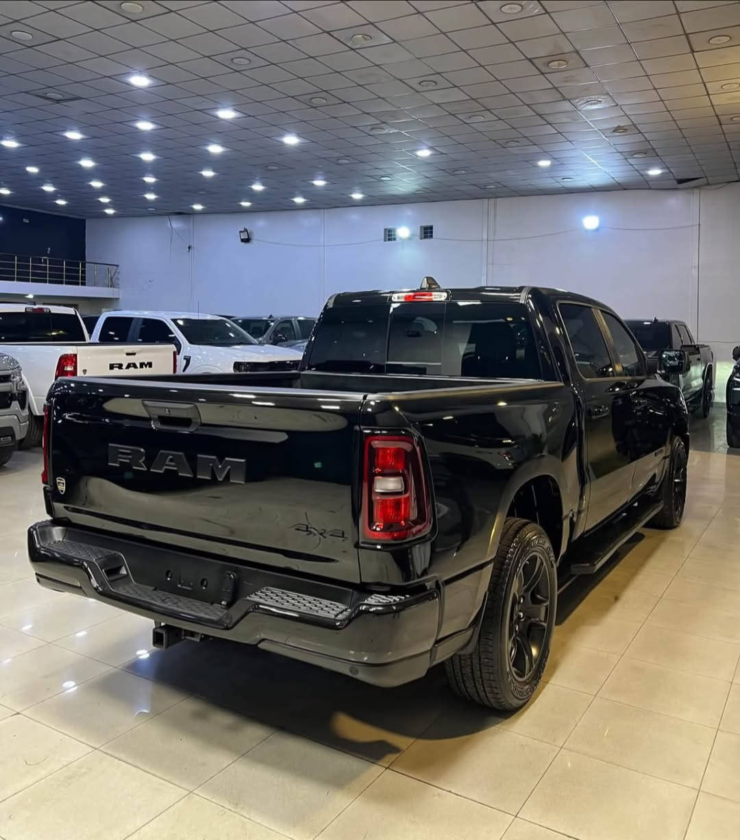 Dodge Ram

2025 Bighorn

V6 - 3.6L- 4x4

بسمه و شغال

شاشه

باب طويل

بودى فصير

دبل اكسل

ويل 20

17.000 mile

2 قطعه صبغ

بدون ارباک 

سعر 325 ورقه

معرض ( مهدينه ) اربيل شارع ١٠٠م

*********** واتس ئاپ
