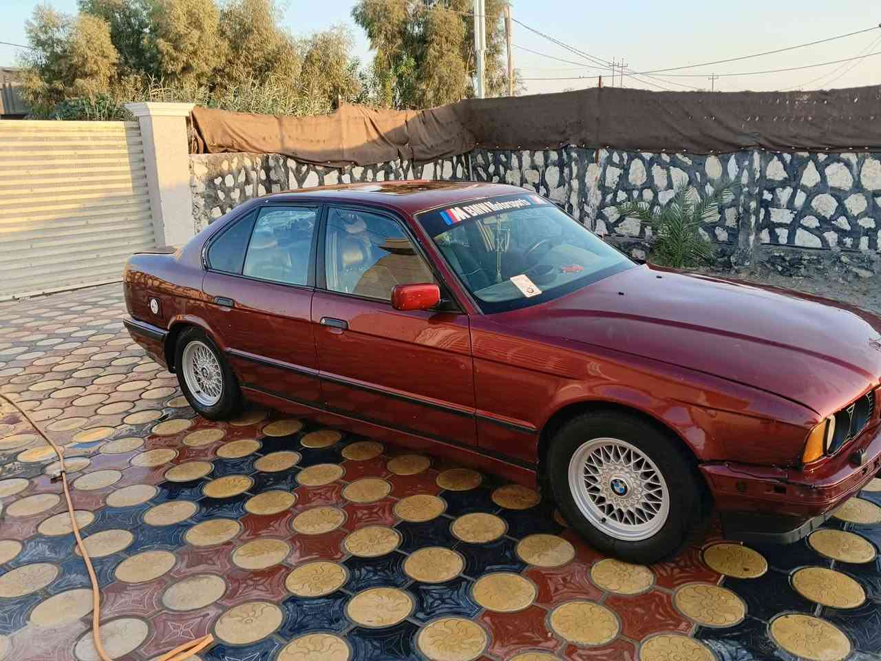 السلام عليكم بي ام  موديل 92  مكفوله من لغد وشواصي وخياس  جديده سياره حداديه جديد تخم تاير سياره فول وفتحه   رقم  بغداد لانكليزي   عنوان بابل   استفسار على هذا رقم ***********
