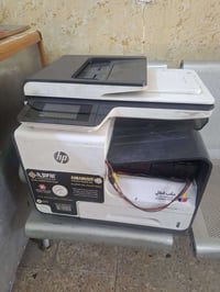 طابعة hp477  ٤٠ نسخة بالدقيقة عطل هيد رايدها ٢٥٠ وبيها مجال كاملة هية ...