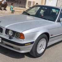 بي ام 525 موديل 93 محرك 3000 مسكر فانوس  شمالي سيارة جاهزة لاخر حبايه ...
