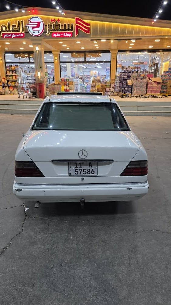 مرسدس مديل 87 محرك ففتي بل كرتون تبريد ثلج تخم تاير حدادي جديده سعر 66 مكان سياره بصره قرنه*********** البصرة, العراق
