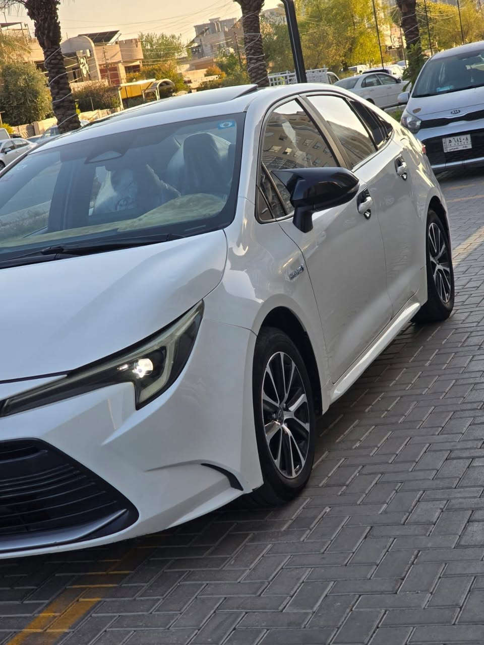 كورلا هايبرد 2024 العلامة الزركة
فول مواصفات فتحة سقف بصمة عدد 2 
السيارة نضيفة جدا وبدون نقص بيها ملاحظات بسيطة بيها بارد شبر بالجاملغ الخلفي وتكحيل بسيط بالباب اثر شخط ماشية 77 الف 
رقم بغداد بأسمي تحويل ثاني يوم
السعر 144 وبيها مجال للطيبين
مكاني بغداد العامرية او حي الحسين 
للتواصل ***********
متوفر واتساب
