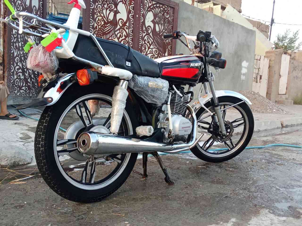نوعيه/نامه برو. 5كير سلف 
موديل (21 ) 

محرك مفتوح بس تاخذه شرط اخرس ونضيف تجي وشوفه 

كهربائية كلها شغاله أي نقص مابيه 

ويل كروم تواير جديد أي عواج ماكو 

دبلات اماميه خلفيه شغاله بريك كدام كلشي شغال 

سعر 480بيه مجال خابرني ***********
