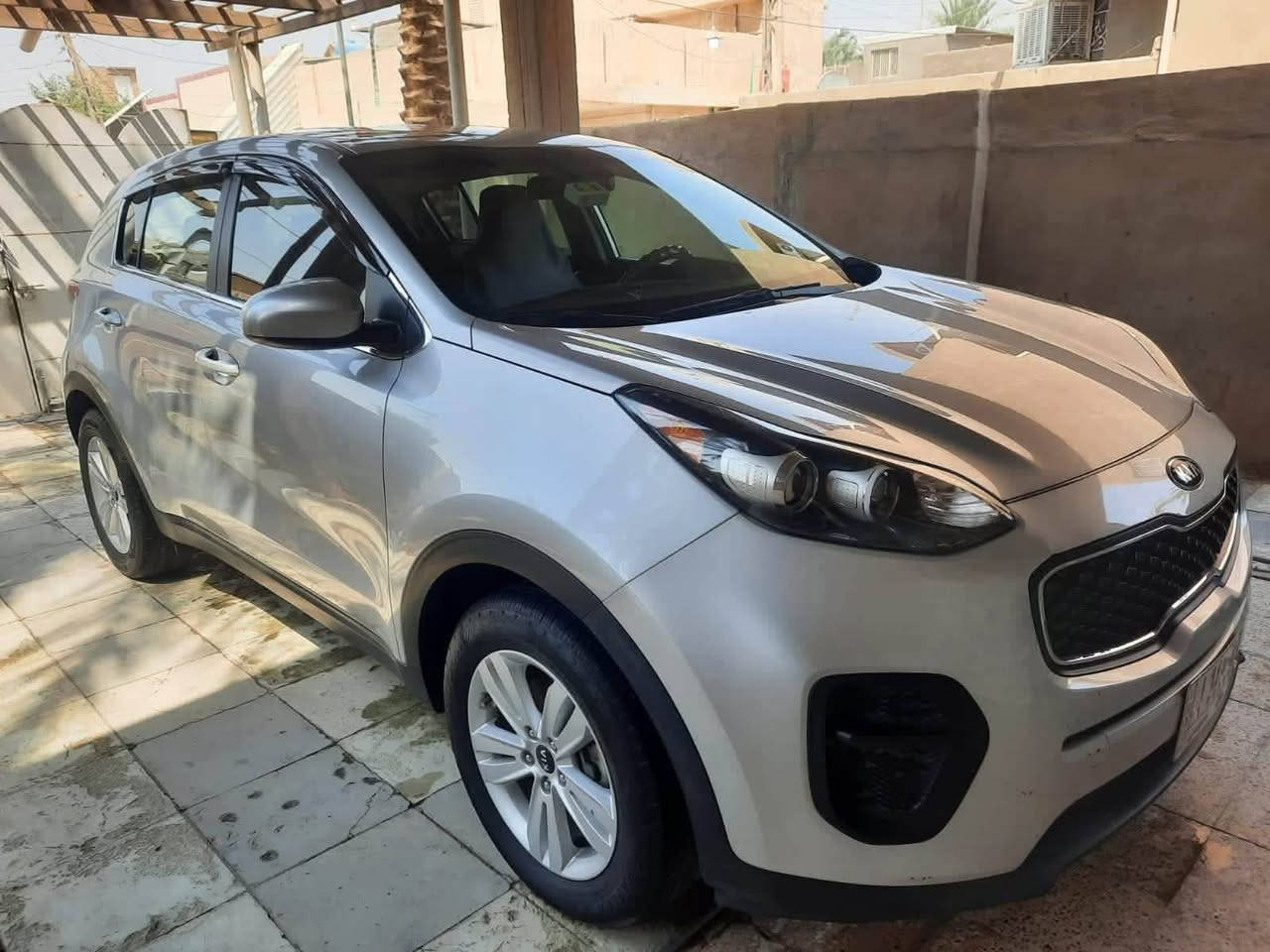 سبورتج وارد امريكي 2019 حادثها طلقات في باب السايق والجاملغ فقط خالي من التبديل والصبغ ماشيه 92 للتواصل
رقم بابل السعر على الخاص للتواصل  ***********
