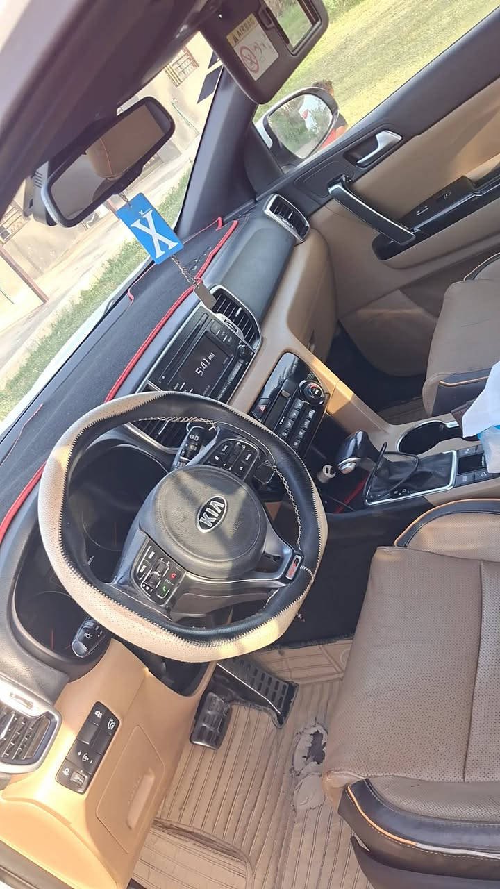 سبورتج خليجي 2018
مواصفات فول 1/1مواصفات GT
رقم بغداد بأسمي تحويل مباشر

كشنات كهرباء
بانوراما
بصمه
صندوق كهرباء
محرك 2000دوش
قطعتين تبريد 
شاشة كار بلي 
حساسات امامية، خلفية،

سيارة بلادية 
بدون صبغ بدون حادث بدون تبديل

السعر 192 ورقة .وبيها مجال 
مكاني بغداد او الحله 
للإستفسار ***********
