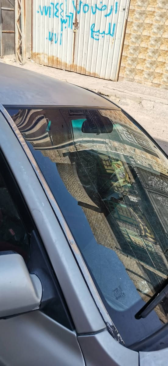 النترا هاتش باك اوتماتيك  ٢٠٠٦ محرك ٢٠٠٠ سنويه بسمي كير محرك مكفول كشر بيه ملاحضات تبريد ميشتغل سعر ٥٢ بيه مجال مكانهه بغداد حي اور شراي اتصل ***********
