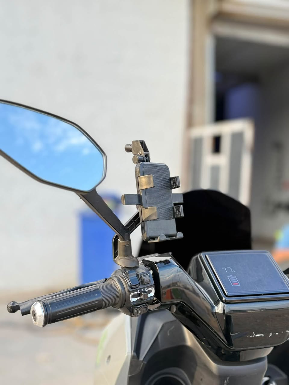 اباجي • ٢٠٢٥ • ٦ بطاريات