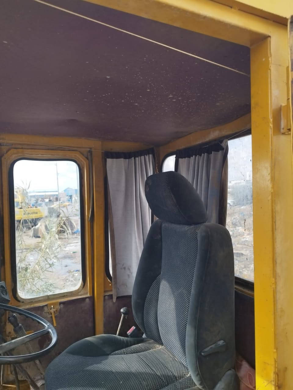 شفل كاوسكي سبعين بي وديل 82 سنويه جديده بسمي السعر 200 وبي مجال للسفسار اتصل على /***********
