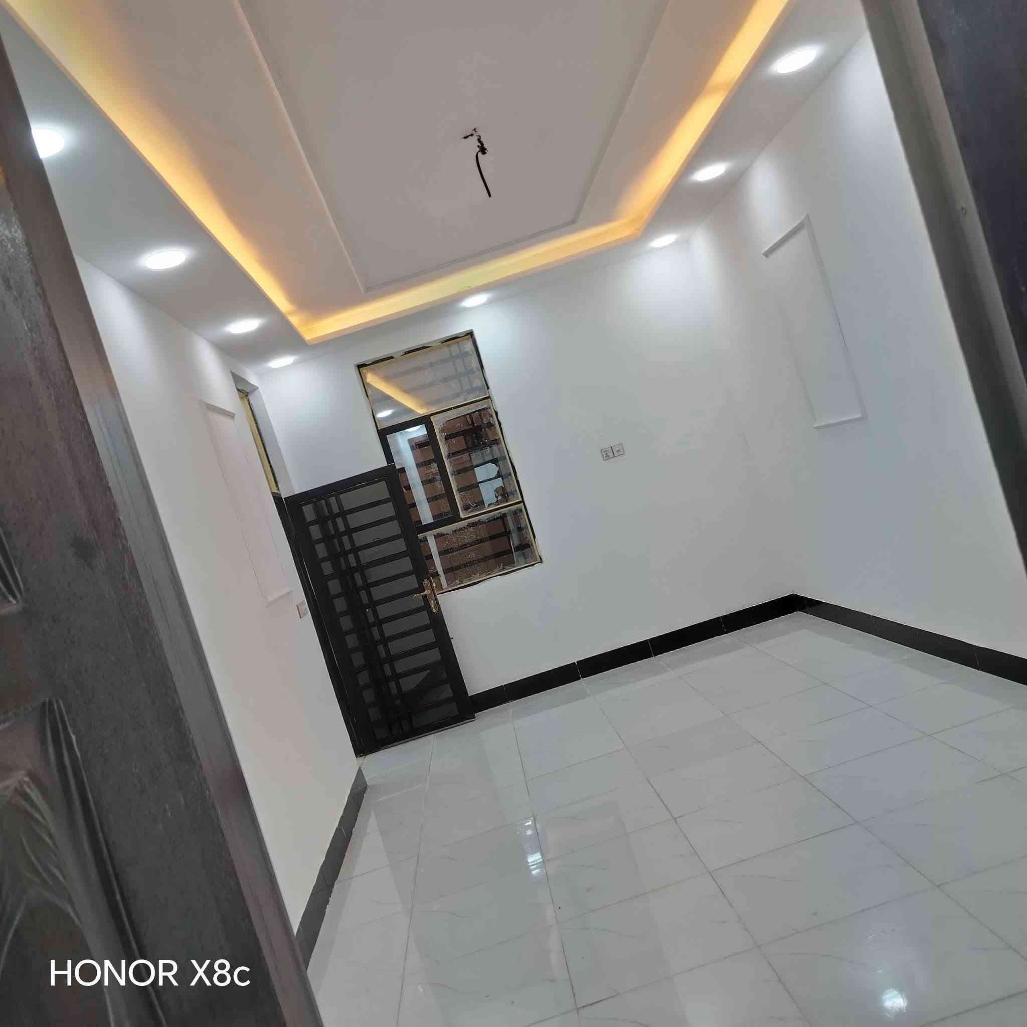 🏡دار للبيع🏡
المساحة: 150 متر مربع

✅ #طابو_زراعي_سند_25_أقرار_محكمه

السعر: 68 مليون  (مع المجال)

الموقع: النجف شارع الصب عمود 335 #ألخط_ألاول

مواصفات البناء:

غرفتين نوم وصاله ومطبخ واستقبال حمامات داخليه وخارجيه وكراج 

بناء مرتب (أساس + سقف كونكريت + طابوك)

أرضية بورسلين أبو الـ 60

الخدمات:#بعد_عن_سوق_100م

ماء كهرباء مدارس سوق تبليط مولد

للاستفسار

***********;;;;;;;;;;;;;;;***********

نص مكتوب في الصور:
- HONOR X8c