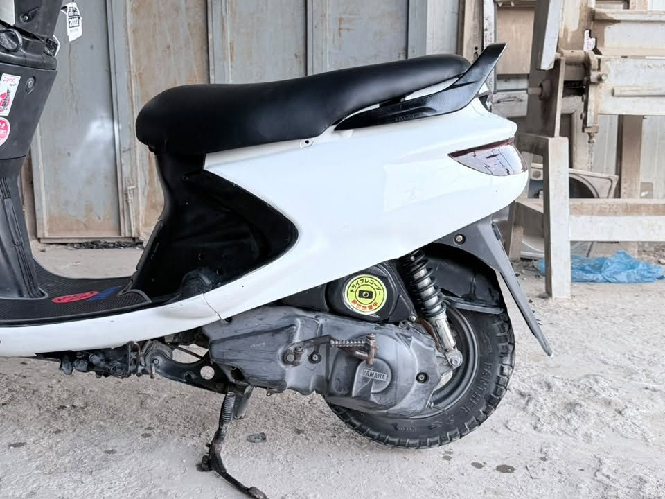 دراجه فراشه فحل البيع نضفه مكينه جديده ناعمه نهضه ومعدل قويه كلاجات رياضيه كفرات بلاديه كله مختم تيرات جدد ربع شاير لايت زنون صفر وبيض قفل جنطه شغال دبلات جددسبايدر بلادي دراجه كله بلاديه ونضيفه ما عيزه برغي وين ماعجبك طلع بركات جديد سعره 500 مكاني شاميه شراي يتصل عله رقم *********** مكلف بل نشر
