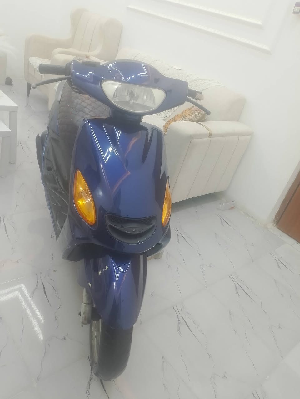 لكزز ياماها اصلي ياباني س ع 600 وبيها مجال  عنواني جباسي شراي تعال خاص وتدلل جاهزه من جميع نواحي برغي ماناقصها دراجه ع بلاد فقط نقص سلف وباتري اخوان تشتغل هندر
