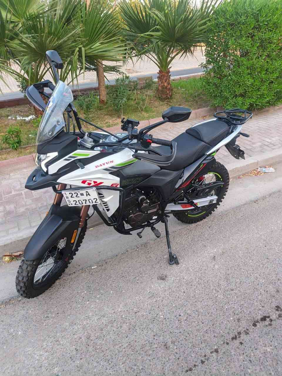 السلام عليكم
للبيع دراجة دايوان ادفنجر 300 cc موديل 2026 لون أبيض رقمها اربيل باسمي ماشية الف دراجة كفالة عامة سعرها 3 ملايين 500
العنوان بغداد الغزالية
رقم تليفوني ***********
