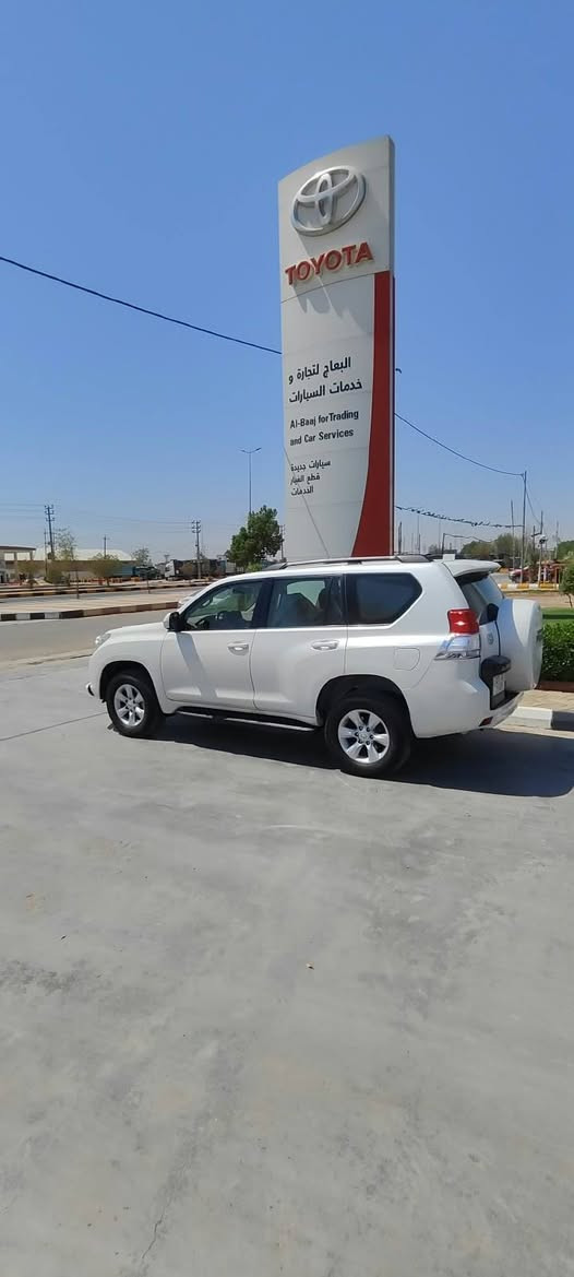 Toyota Land Cruiser Prado 2011
تويوتا لاند كروزر برادو ٢٠١١ 
التفاصيل:-
الأبعاد والوزن
الأبعاد لــ. TXL 
الطول: 4.86 متر
العرض: 1.98 متر
الارتفاع: 1.97 متر
الوزن: حوالي 2,067 كغم
الفئة   TXL خليجي
المحرك 2.7 لتر 4 سلندر
كود المحرك  2TR-FE
القوة  160 حصان
ناقل الحركة أوتوماتيك
الدفع 4×4
عدد المقاعد 7 مقاعد
المقاعد  قماش/مخمل
المكيف. مكيف مزدوج
الأبواب 5
الوقود بنزين
الشاصي/الطراز  TRJ250L
ABS مانع انغلاق الفرامل
مانع انزلاق/تحكم بالثبات 
وسائد هوائية
مساعد فرامل BA
نظام الثبات الإلكتروني
مثبت سرعة
حساسات
العداد ٢٩٠ الف قابل للزيادة
السعر 210 $ قابل للتفوض
للتواصل والاستفسار ***********
