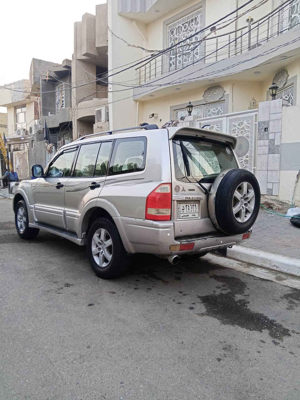السلام عليكم باجيرو موديل 2006رقم بغداد كير ومكينه vvtمال حاويه تبريد شغال 3قطع حداديه جديده مشط جديد بور جديد كهربائيات كله شغاله سياره مكفوله كفاله عامه مابيه ضربه بيه ربع جاملغ الكدام صبغ مكفوله من التبديل والفتح متواجده بكربلاء 62ببه مجال قليل للشراي للاتصال *********** : ***********
