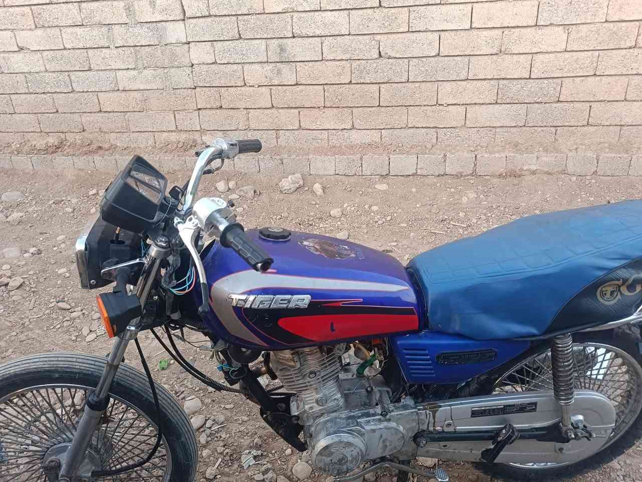بيع مستعجل مطور شقال بس بيع فحم 
اكفاه من سرقه يندي دهن من الصفحه 
230بي مجال شي بصيط 
*********** متوفر نتصال واتساب
