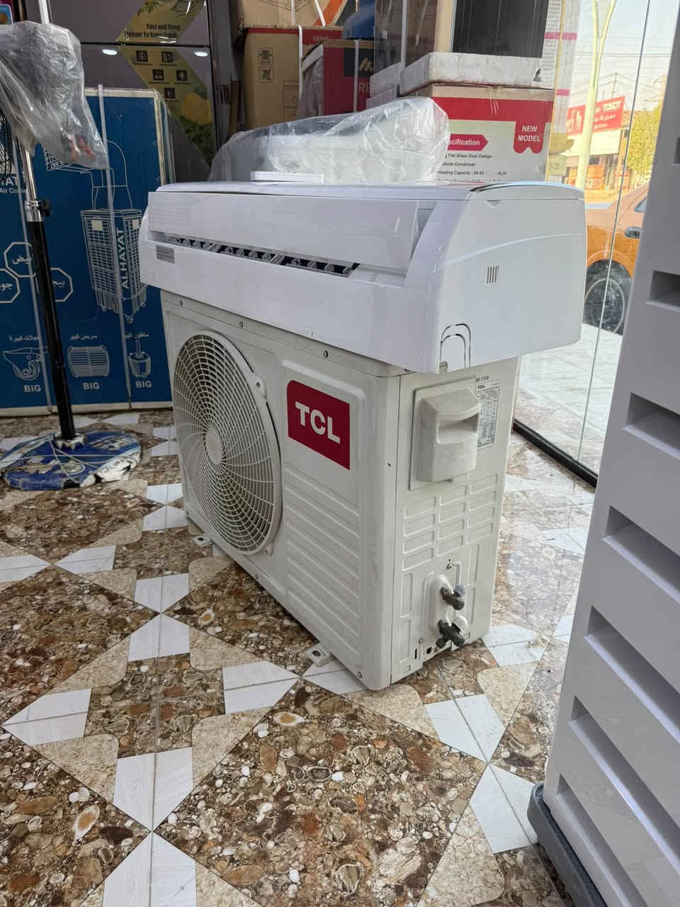سبلت TCL طن ونص جديد استعمال قليل تبريد ثلج فان تيربو ❄️ خابرني وتدلل ***********
