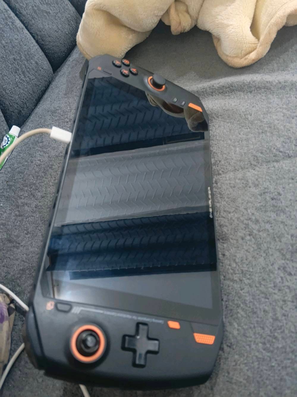 ون اكس بلاير • i5 1135G7 • رام 16 هارد 1ت