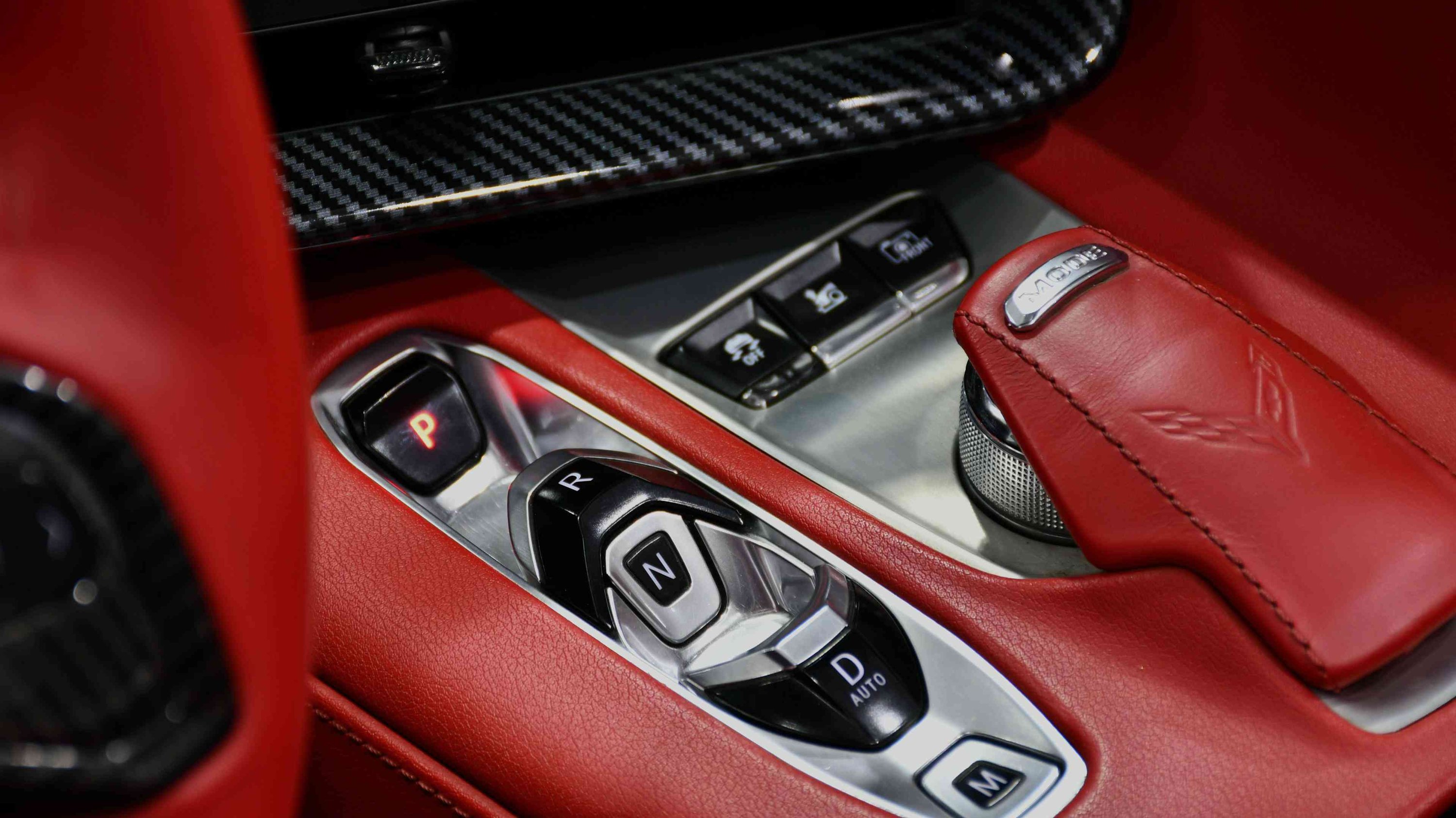 🔥 للبيع | Corvette C8 2LT – 2022 🔥 🔴 لون أحمر مميز 🏁 فئة 2LT – اعلى مواصفات جگات   موديل 2022 📍 ماشية 26,000 ميل  سقف كهربائي ✅ ضرر بسيط جداً  السيارة بوضع الوكالة ومن أنظف الكورفتات بالعراق 🛡️ السيارة مغلفة بالكامل PPF بضمان 15 سنة 🔊 تعديلات السيارة: • شوتة • حلوك CORSA سيارة نظيفة جداً ومهتم بيها، واللي يعرف بالكورفت يعرف شنو يعني C8 بهالنظافة 👌🔥 💰 السعر: تواصل خاص 📞 للاستفسار والتواصل: ***********

