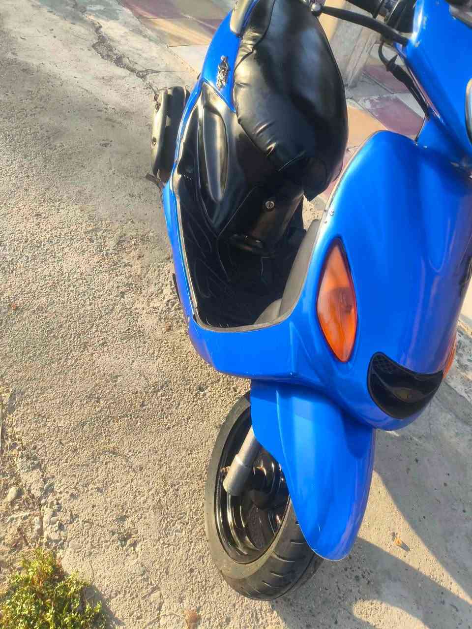 اكزز ١٠٠ • تشتغل • تحتاج باتري