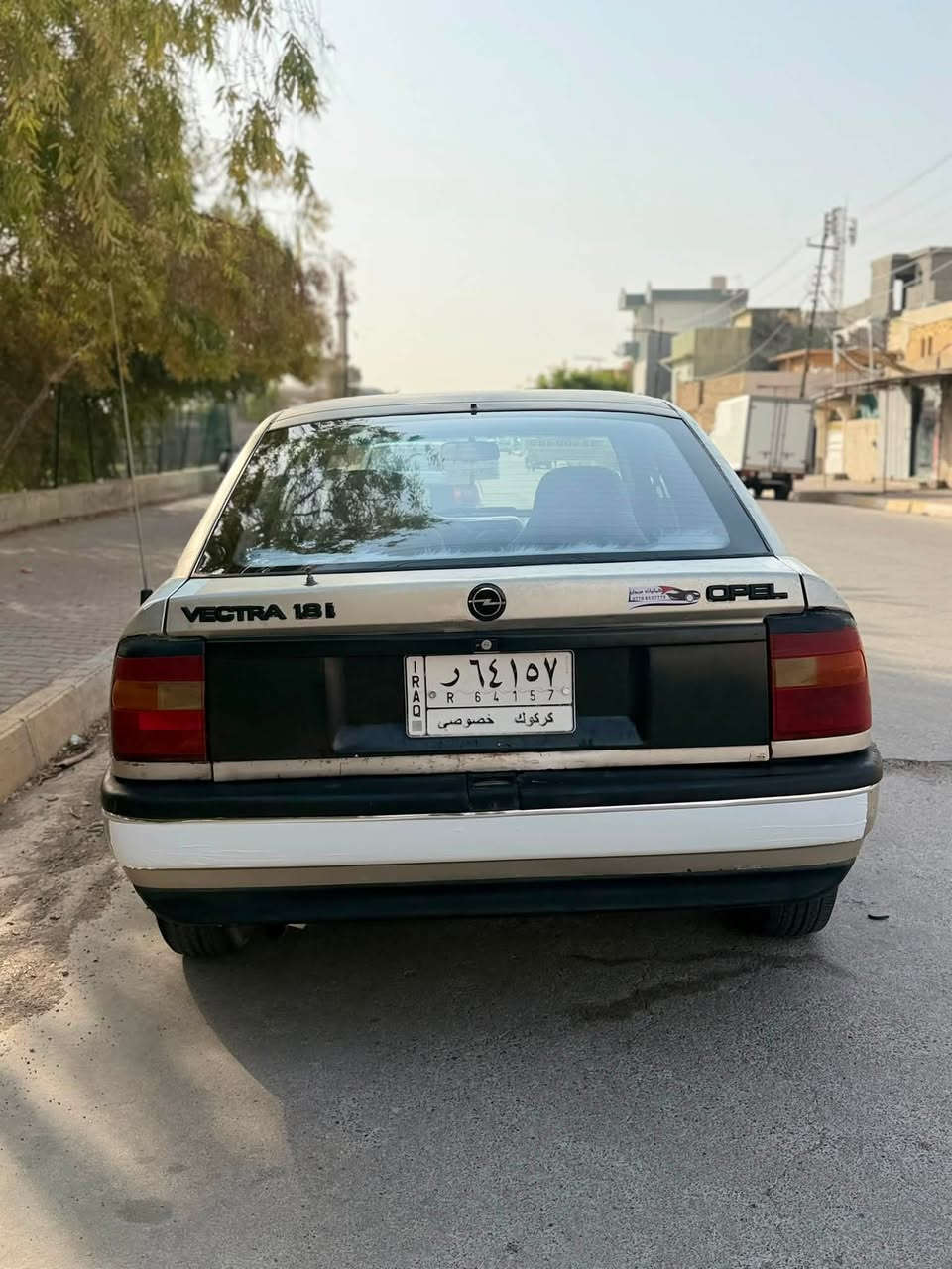 سياره اوبل فكترا موديل 91حجم 18سياره نظيفه مابي اي شي ابشرط ومحرك سنويه اللا 29ينتهي  مشروع وطني بيه دفتر بانزين كهربائيه كلها شغال اربع إطارات جديد  تدفئه شغال صدر جديد سعر30 بي مجال بسيط للاستفسار رقم هاتف زين *********** عنوان كركوك
