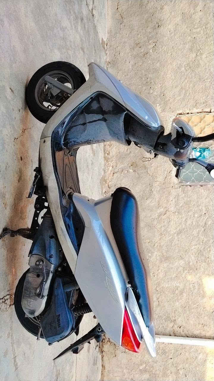 سلام عليكم للبيع موطور بريز 2007 بلادي ومختم كامل من كلشي صلف وهندر وكهربائيات كلها جاهزه السعر 700 وبي مجال للاتصال ***********
