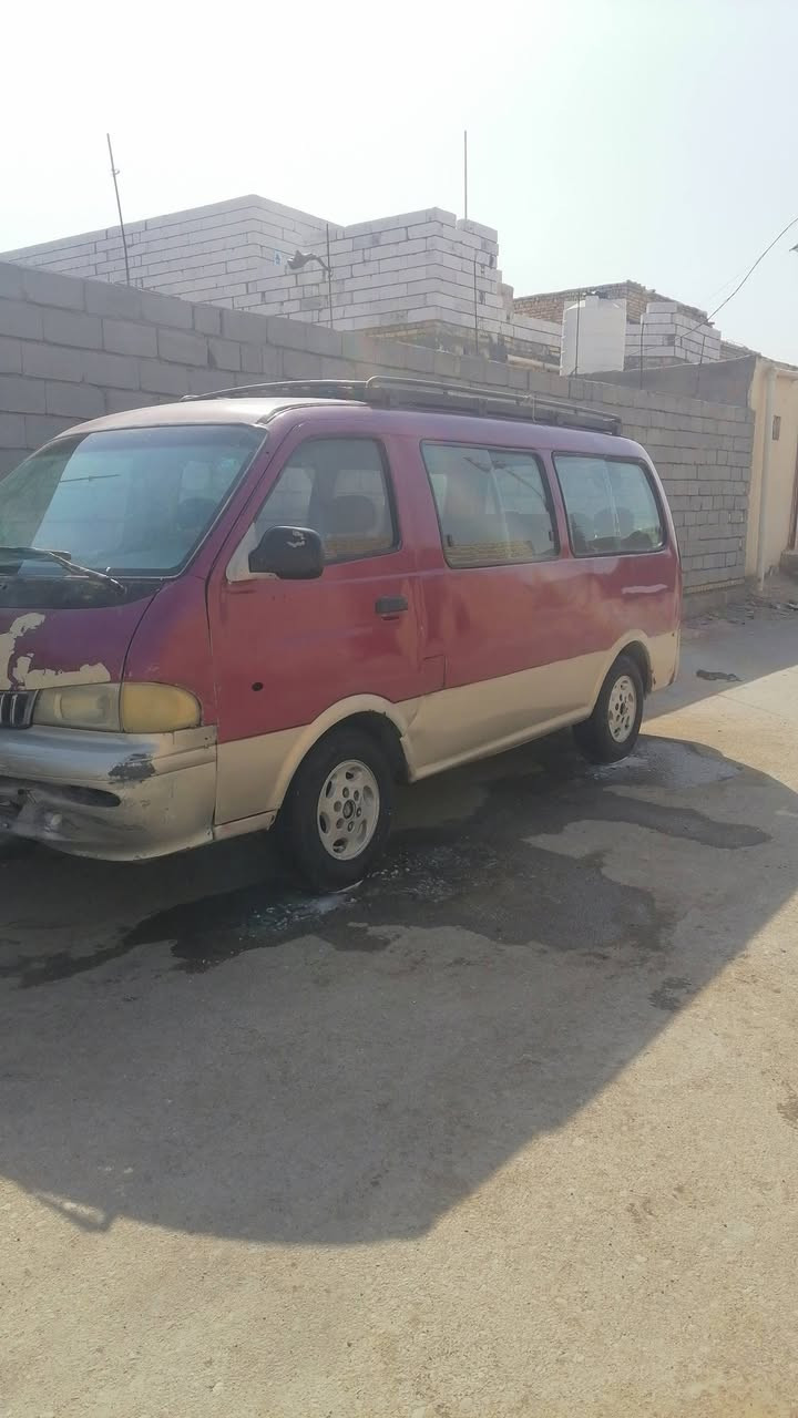 سلام عليكم سياره بريجو مديل 1997سياحي البيع رقم نكليزي  خاص ماجوب نتصل وبيك خير ودلل *********** مكان ناصريه
