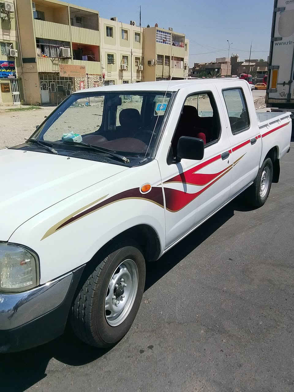 نيسان بيكب دبل قمارة ٢٠٠٨رقم الجديد صبغ عام الجمالية بيها بس الجاملغات الأمامية مكفولة من العيب الشرعي والدواخل بسمي رقم بغداد للاتصال ***********وشكرا للادمن

