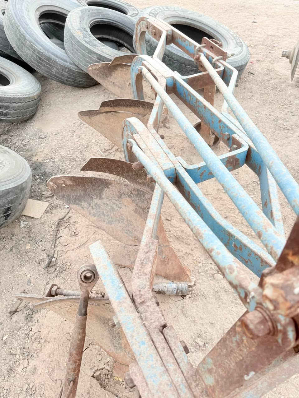 سلام عليكم 
فدان إيدن تركي  للبيع حجم ١٢  بيه الحيم بين بصوره 
سعره مليون 200
***********
