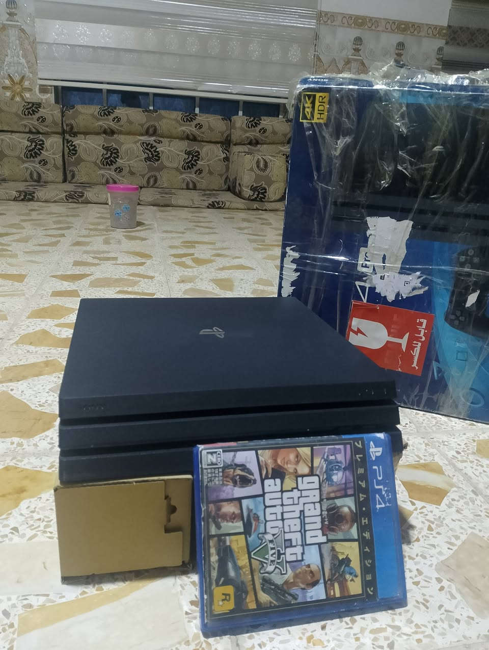 سلام عليكم
بلي فور برو مهكر
مساحه التخزين1T
يدعم 4k حسب الشاشه
«يده وحده» وكبيل HDMI
وقرص ايضافي 
مهكر
السعر 250 قفلل
عنوان الموصل
 واتساب ***********
