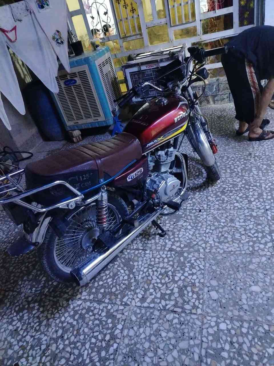 سلام عليكم دراجة للبيع موديل 25 طالعه بل 26 بعده زيرو سعر 675بيه مجال مكاني بغداد نهروان *********** بيه وتساب
