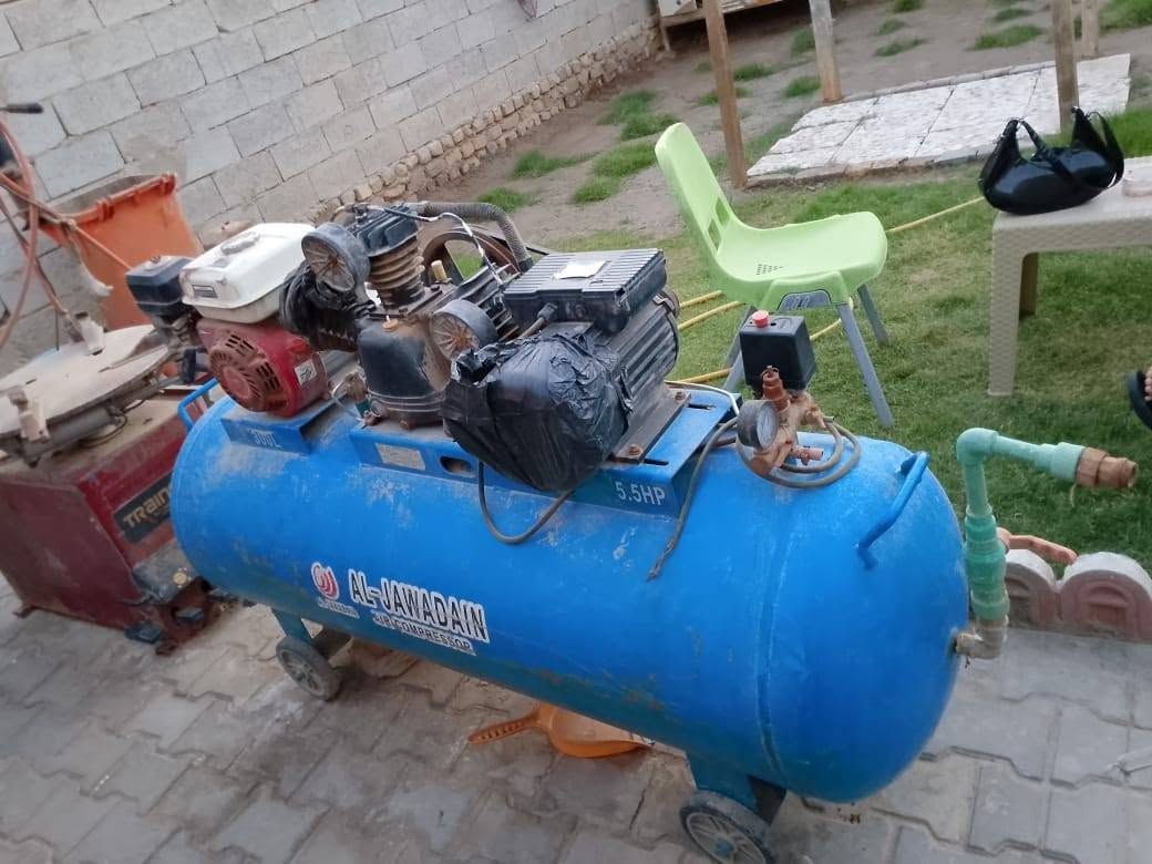 غراض للبيع خالعه وبطل  ديوانية الاستفسار الاتصال على هذا رقم ***********

