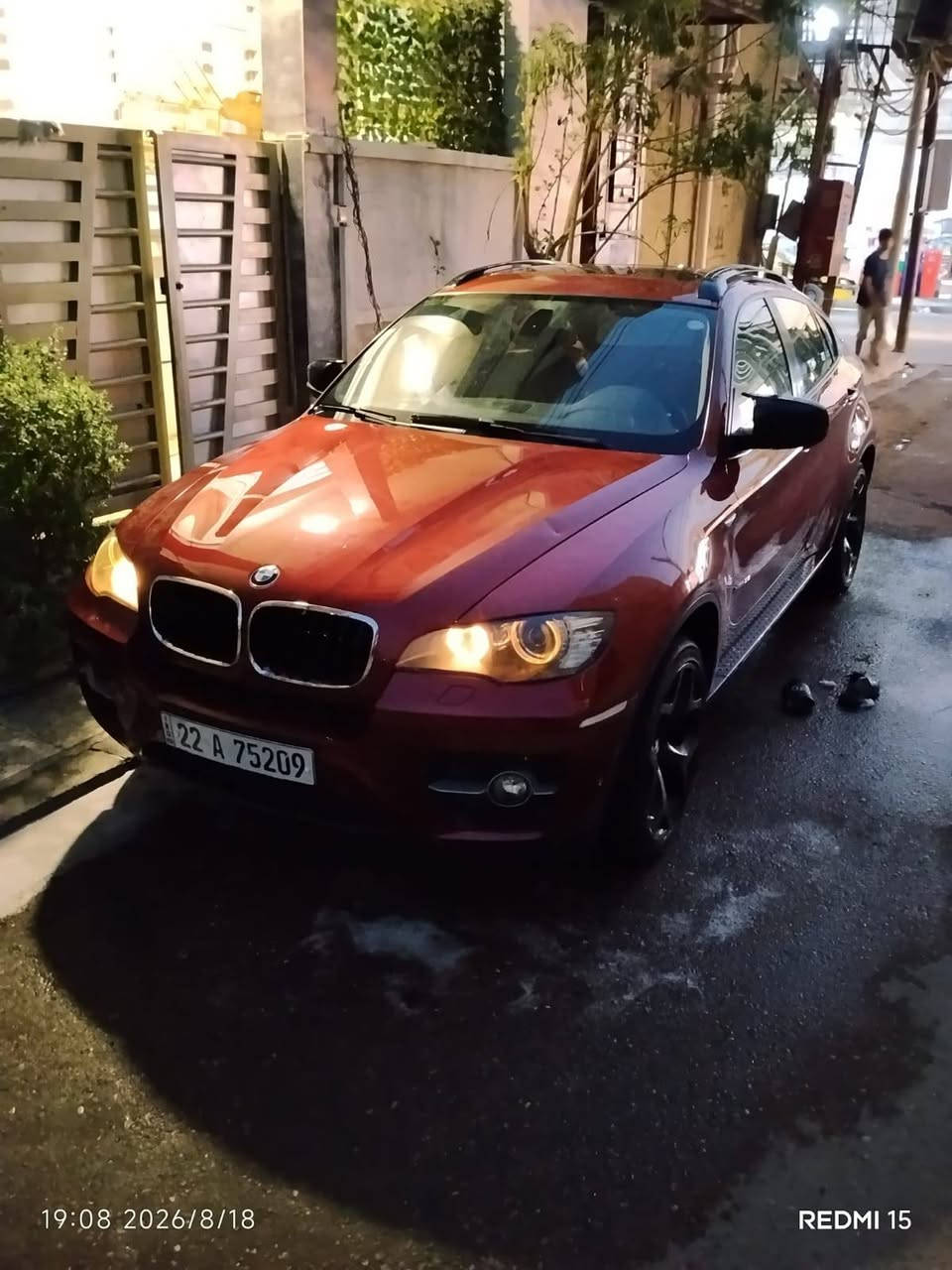 السلام عليكم من رخصه الادمن
يوجد BMW X6

خليجي فول مواصفات
 بيه قطعة واحدة صبغ
مواصفات الـX6معروفه 
تحكم استيرن 
شاشه لمس
مقاعد جلد
تحكم مقعد و مساج
باب شفط. 
بانوراما. 
كير كهربائي
. ماوس تحكم بالشاشة
. شفتات سرعة.
 حساسات محيطية
. جنطة كهربائية..
 6سلندر. Xدرايڤ.... Twin Power Turbo
موجودة للبيع وللمراوس.الي مو شراي لايخابرني.  للاستفسار  ***********
